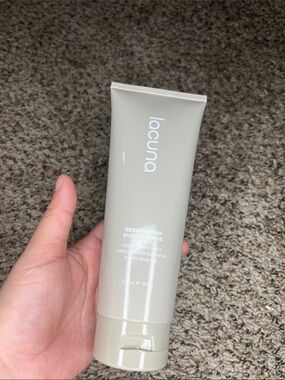 Lacuna Resurfacing Enzyme Scrub - Neutral Beige